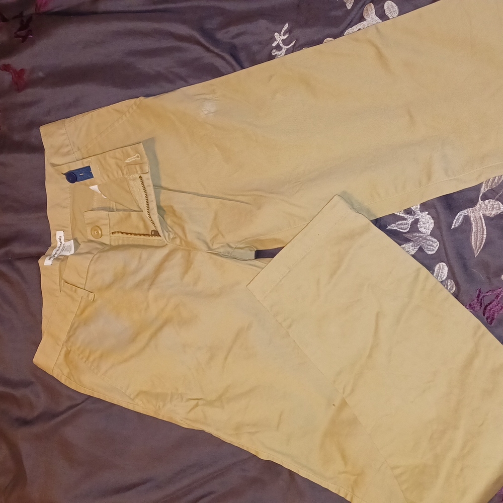 NWOT size 14 Amazon essentials boys khakis